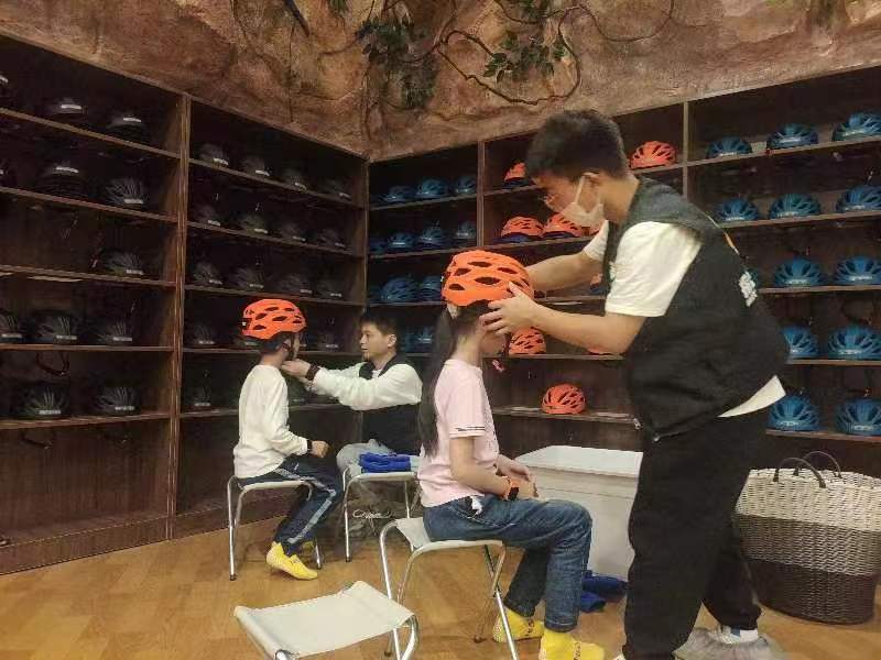 姚亮忠.jpg